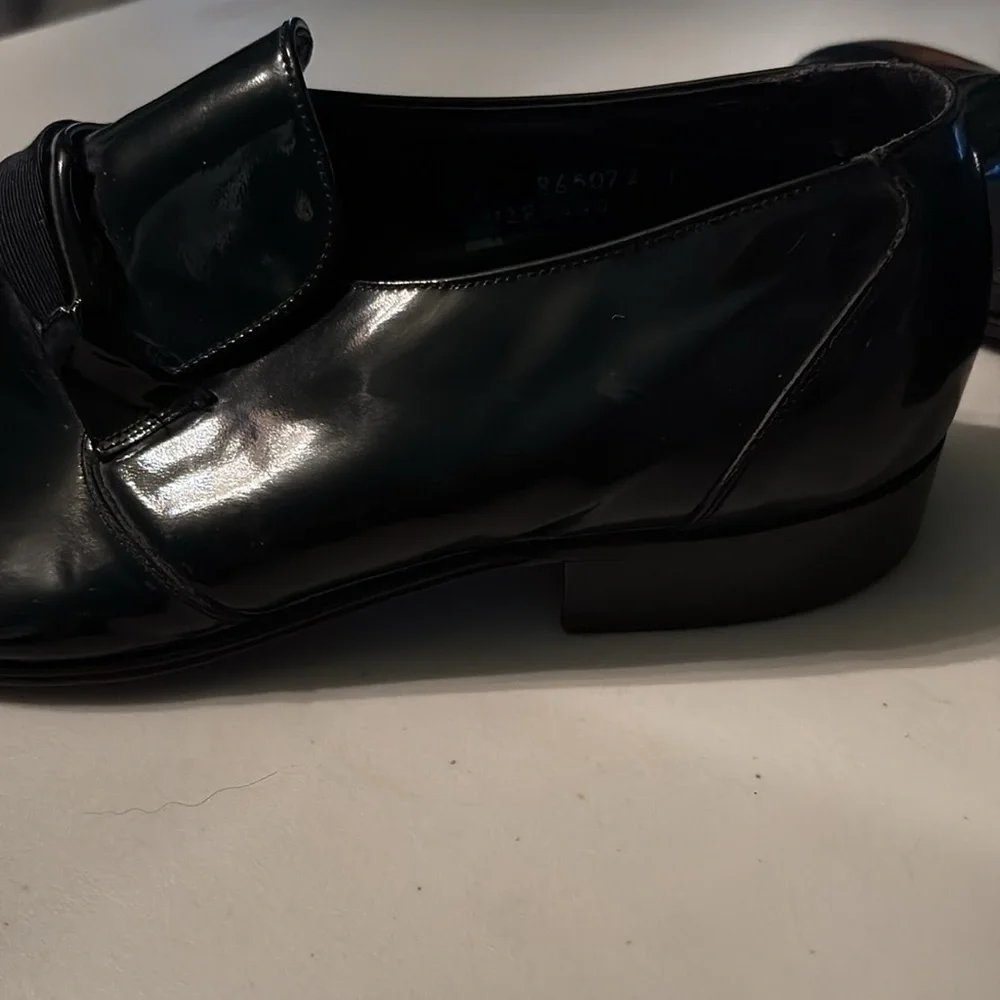 Florsheim - designer collection - Men's Black Patent Formal Shoes.  Size 10.5